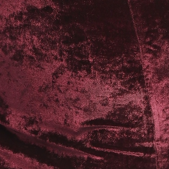 A' GACI Size Medium Color Wine Velvet Knee Length Pencil Skirt - Picture 4 of 9